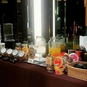 Via Hotel - Zhongxiao